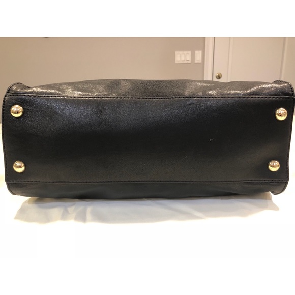 Michael Kors Hamilton Large Satchel - Picture 5 of 8